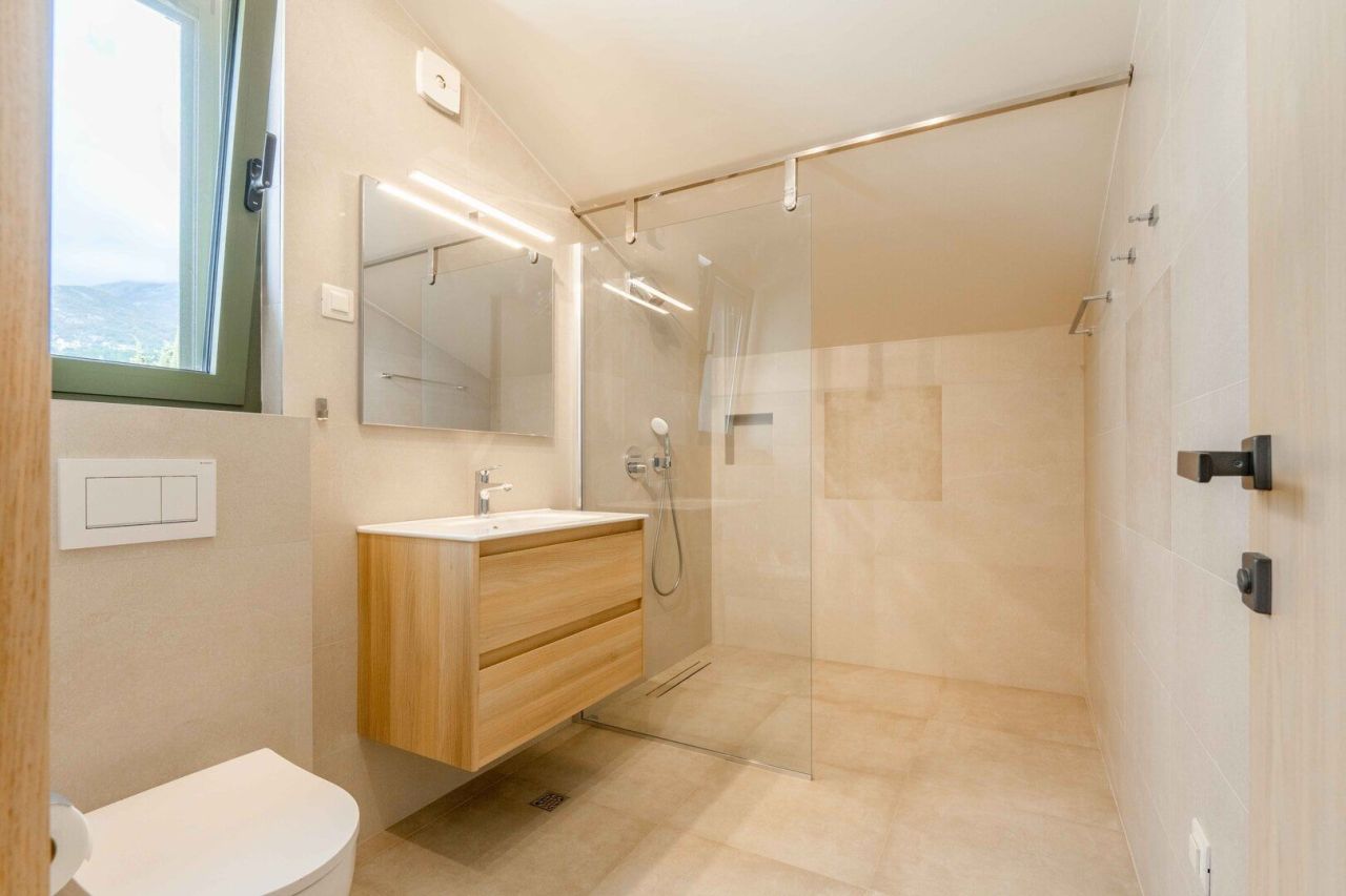 Дом в Будве, Черногория, 204 м² - фото 14