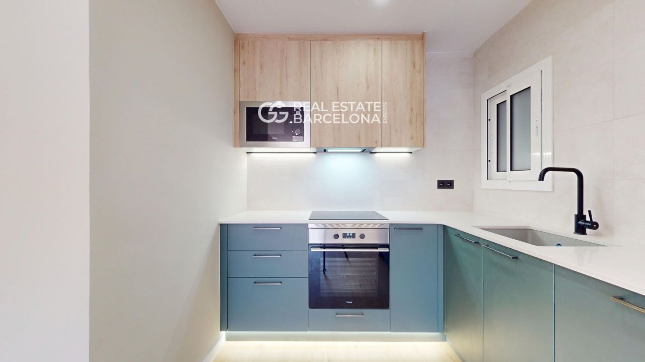 Квартира в Эйшампле, Испания, 120 м² - фото 11