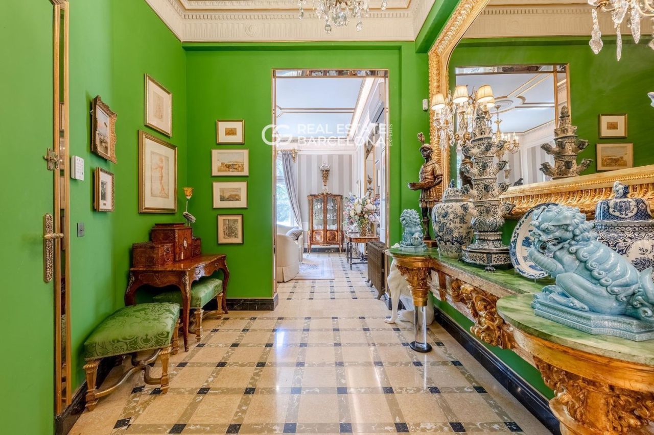 Квартира в Барселоне, Испания, 250 м² - фото 14