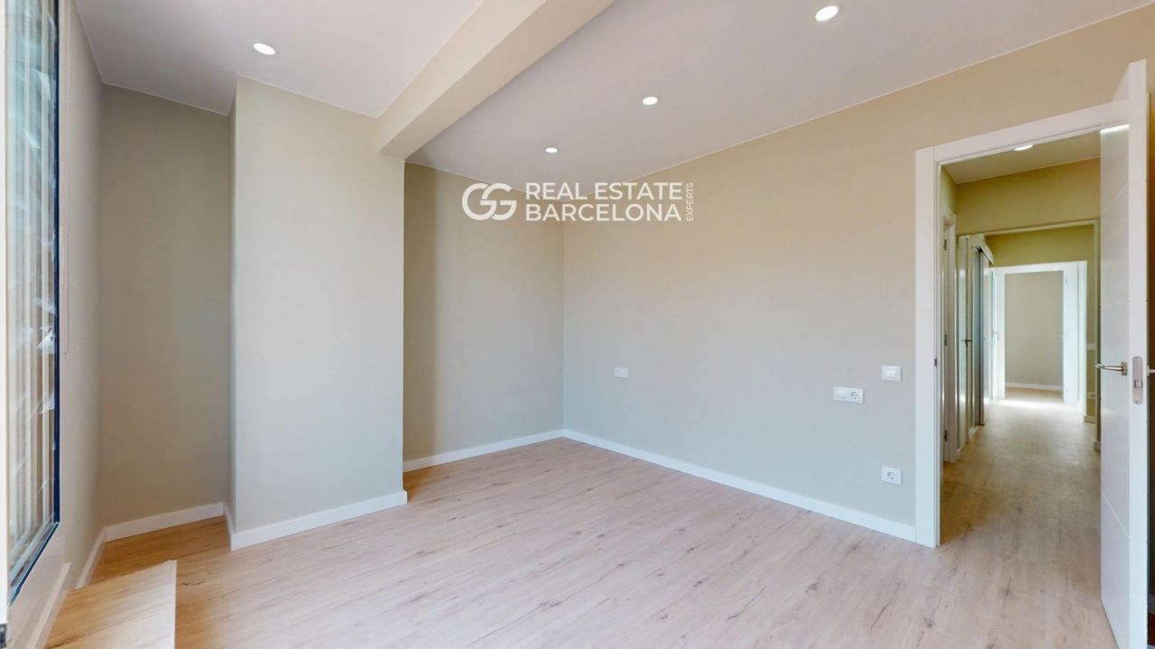 Квартира в Эйшампле, Испания, 120 м² - фото 16