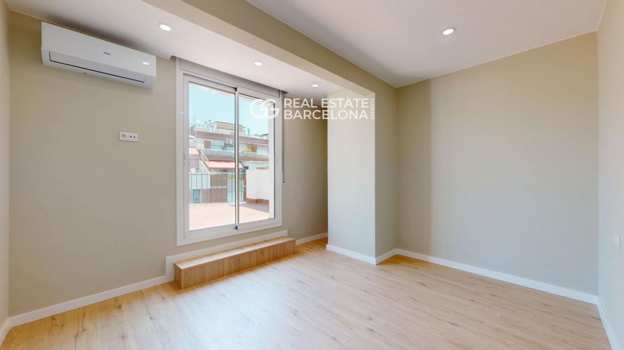 Квартира в Эйшампле, Испания, 120 м² - фото 17