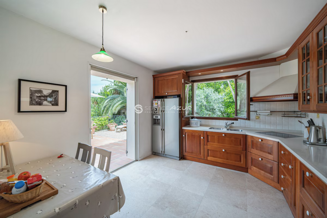 Вилла в Антибе, Франция, 160 м² - фото 13