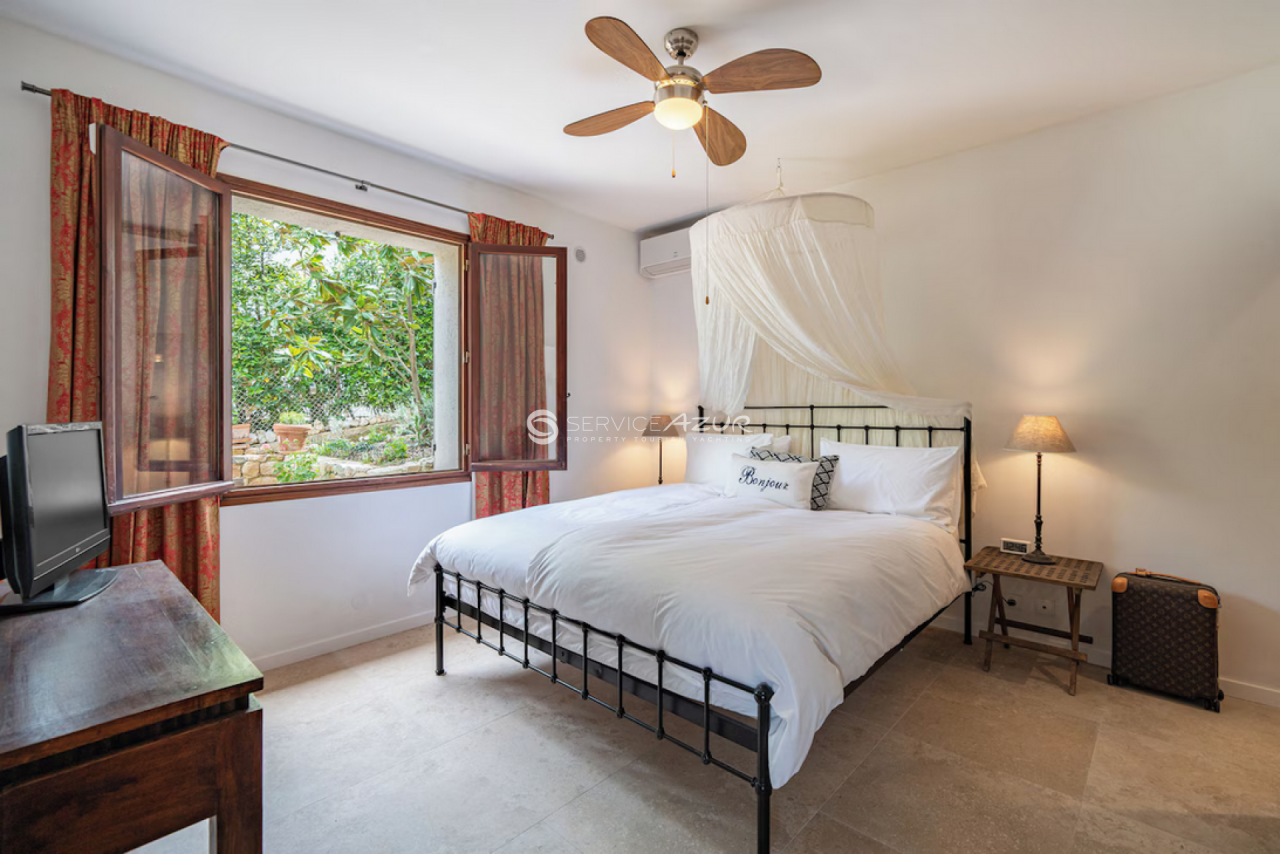 Вилла в Антибе, Франция, 160 м² - фото 16