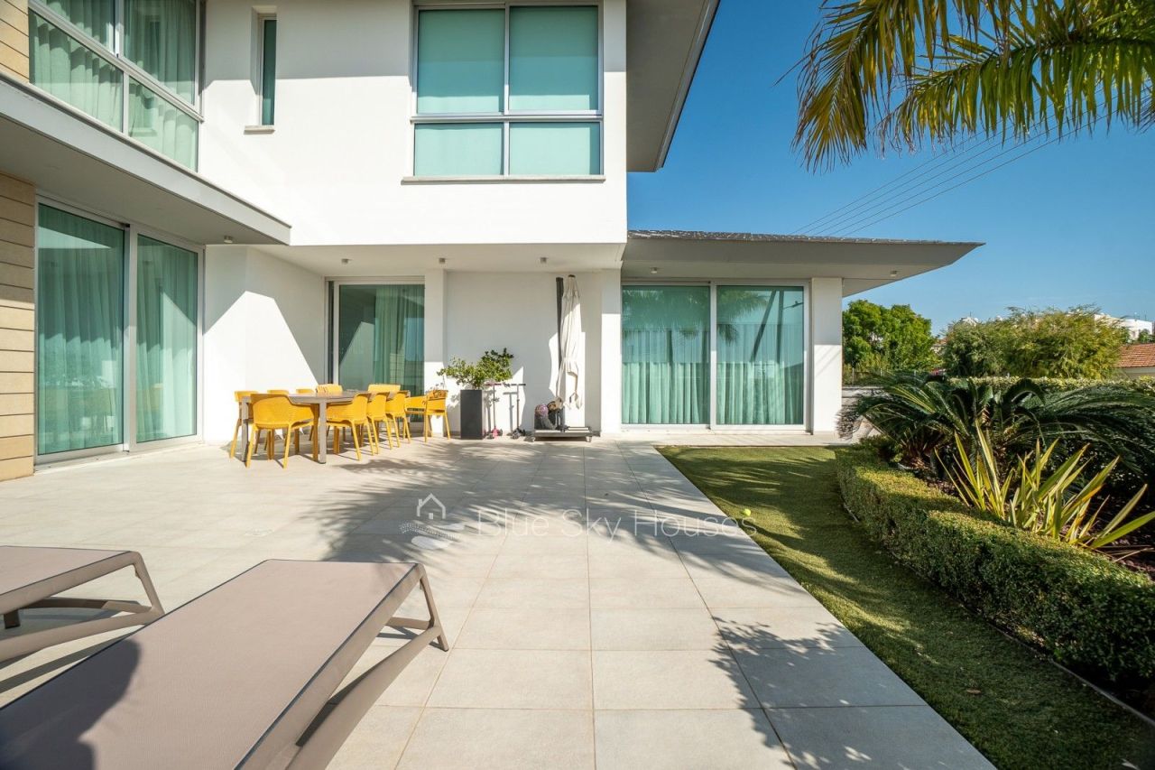 Вилла в Пафосе, Кипр, 390 м² - фото 1