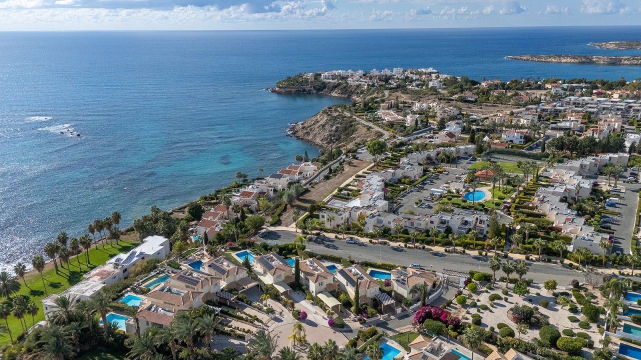 Вилла в Пафосе, Кипр, 190 м² - фото 1