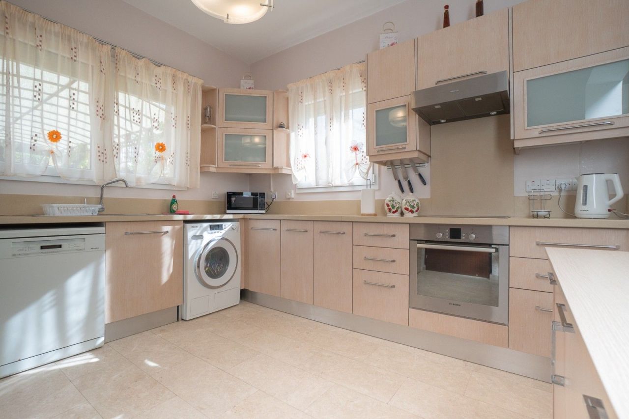 Вилла в Пафосе, Кипр, 190 м² - фото 13