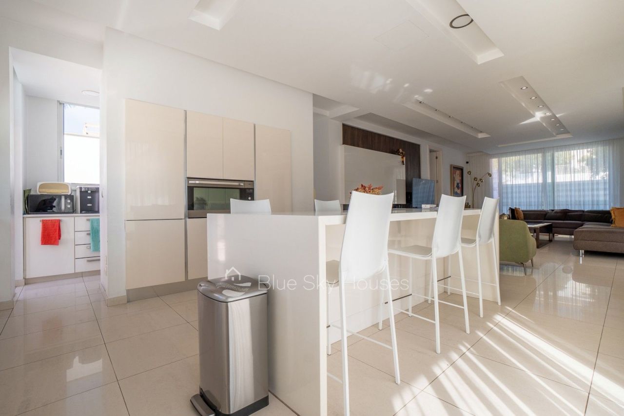 Вилла в Пафосе, Кипр, 390 м² - фото 16