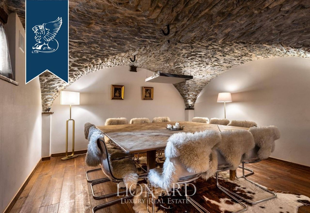 Вилла в Турине, Италия, 450 м² - фото 8