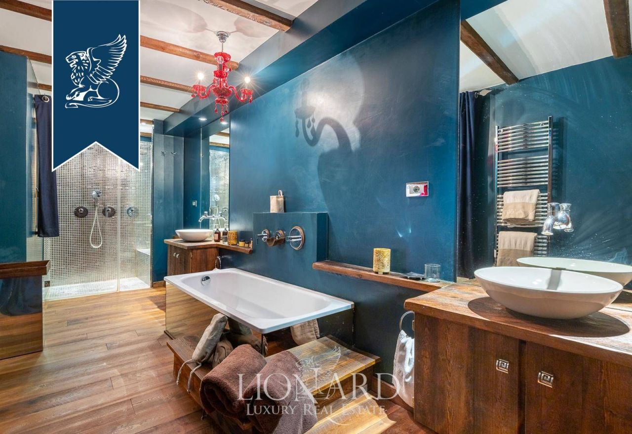 Вилла в Турине, Италия, 450 м² - фото 13