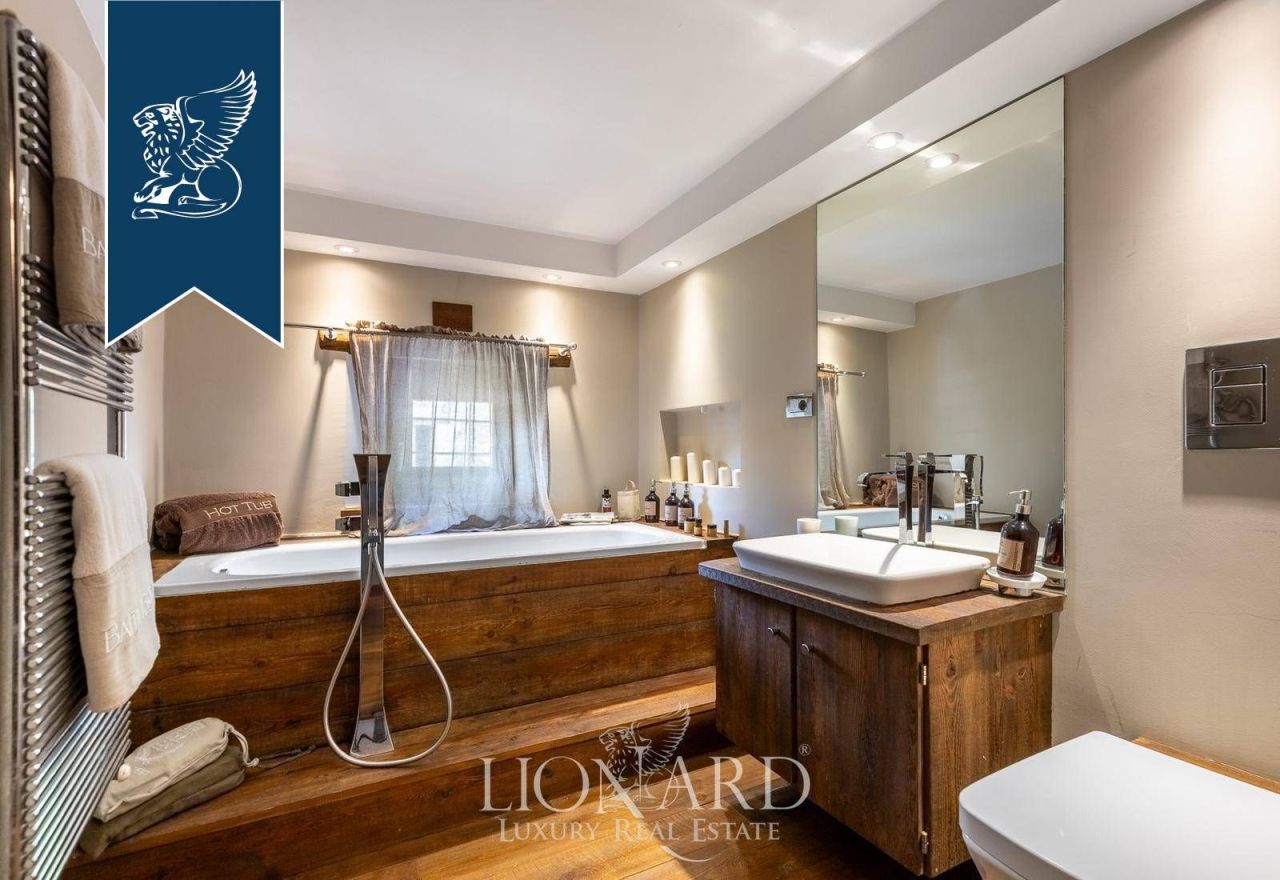 Вилла в Турине, Италия, 450 м² - фото 16