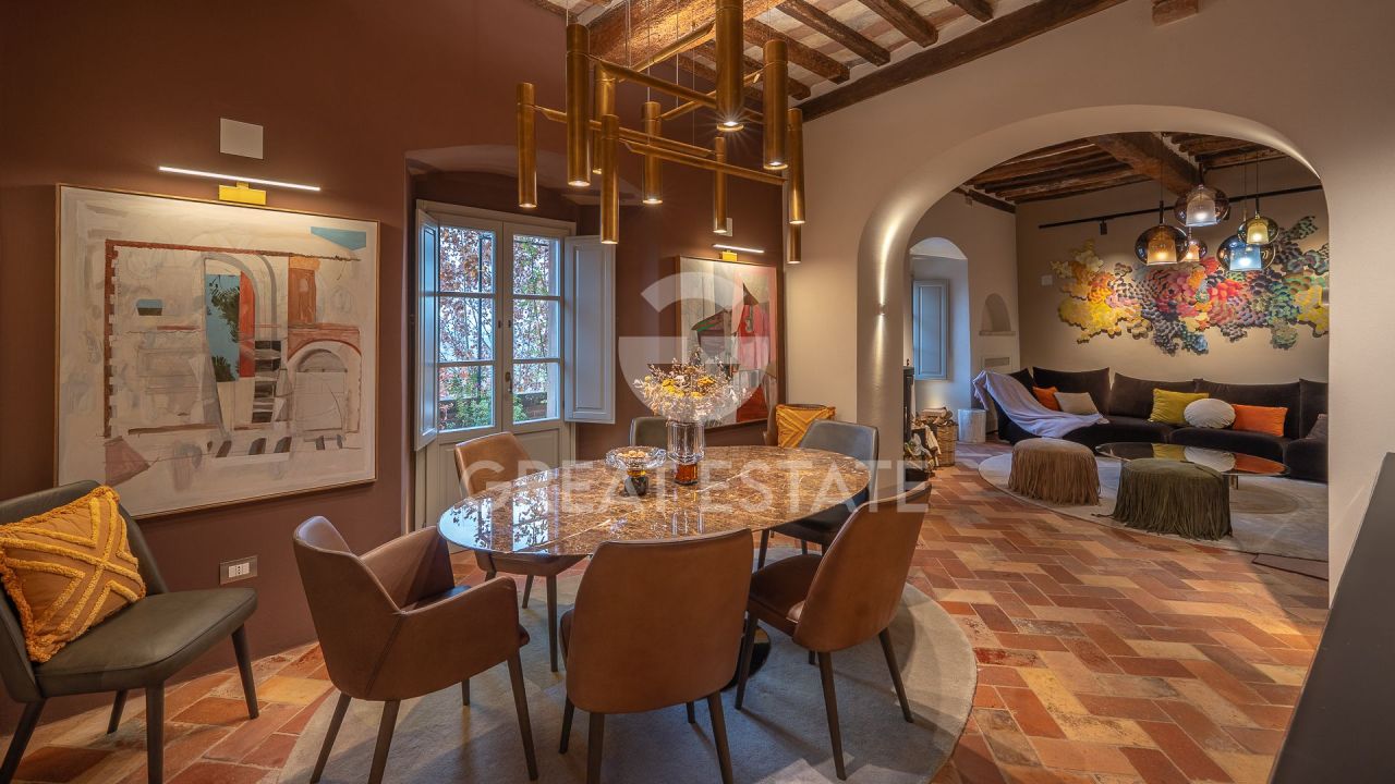 Апартаменты в Монтепульчано, Италия, 248.75 м² - фото 1