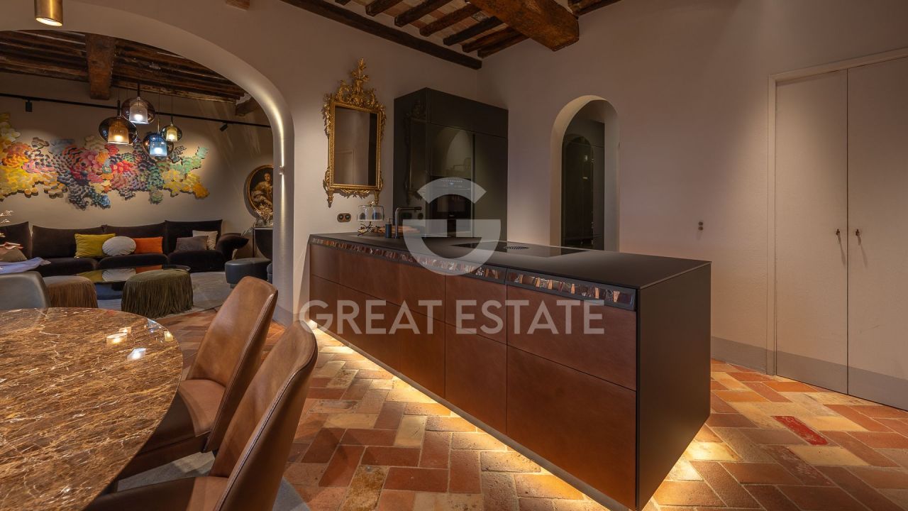 Апартаменты в Монтепульчано, Италия, 248.75 м² - фото 8