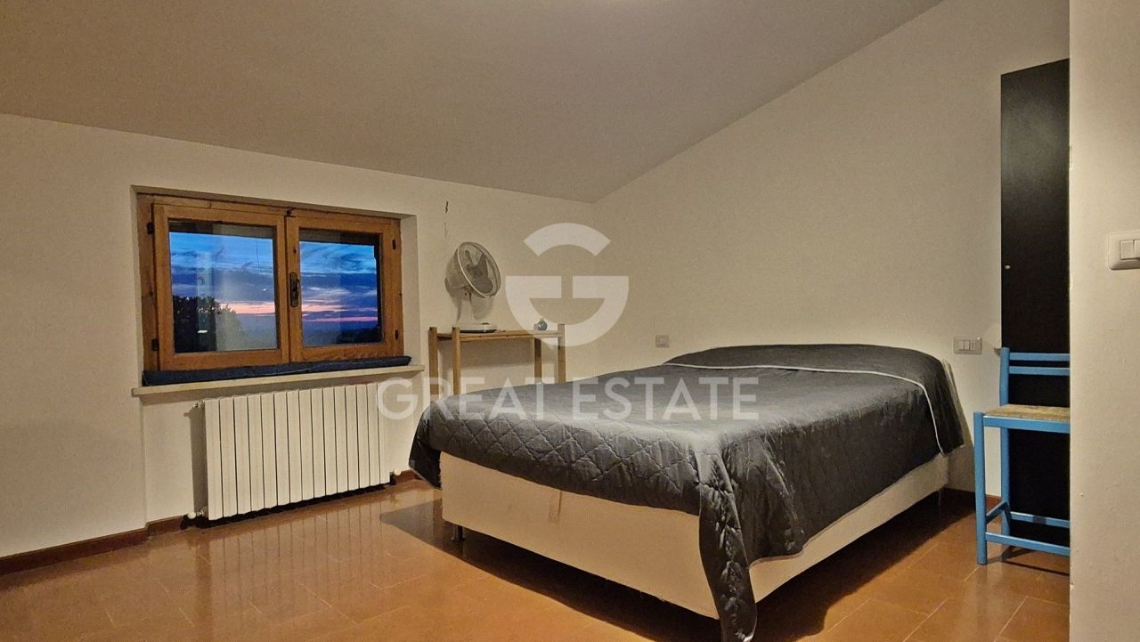 Дом в Перудже, Италия, 320.65 м² - фото 15