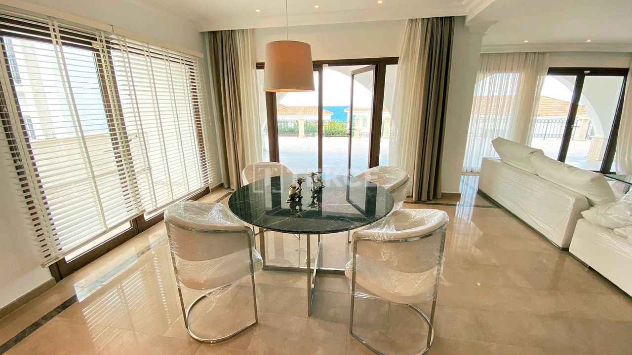 Вилла в Кирении, Кипр, 250 м² - фото 10