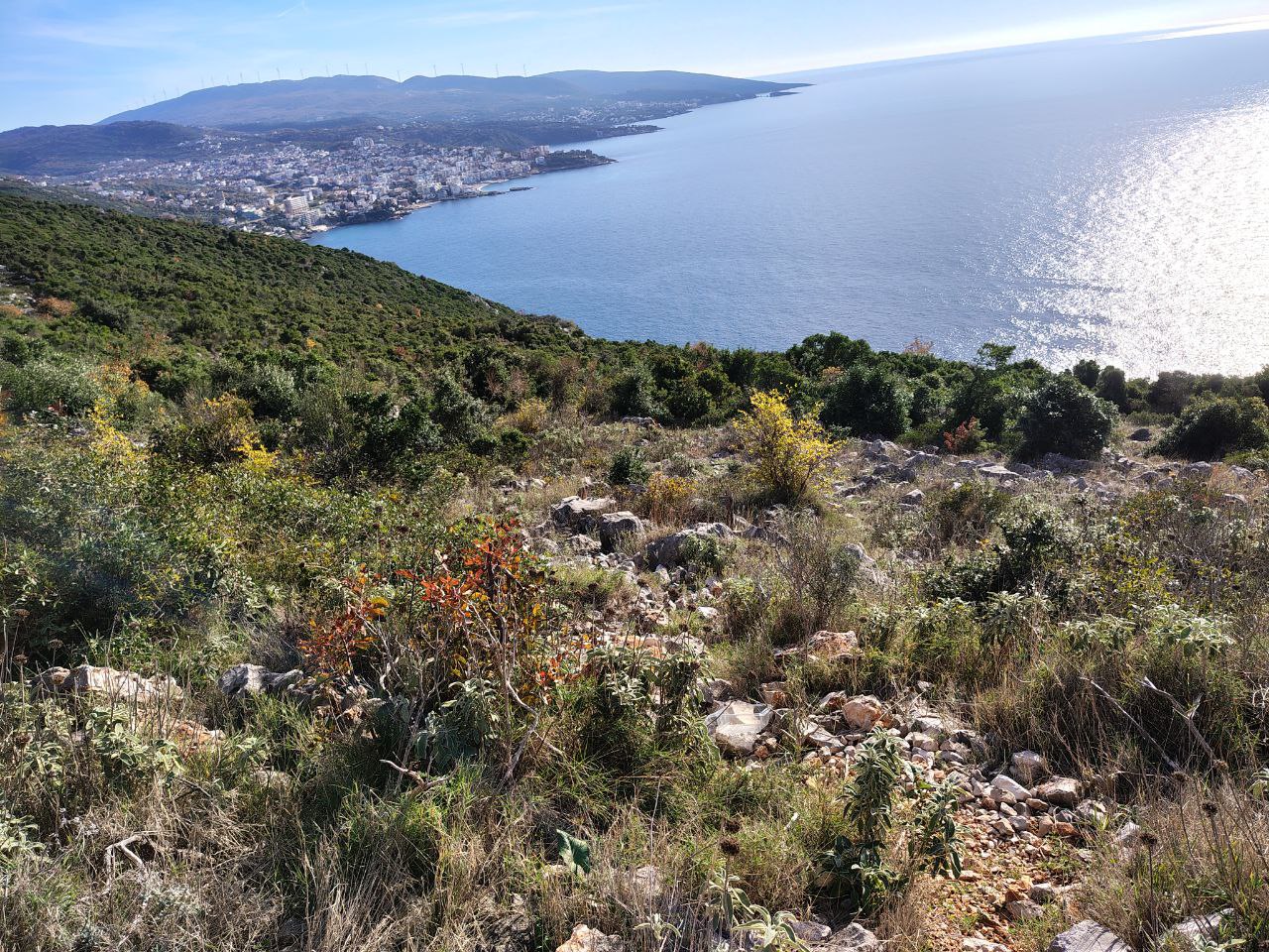 Земля в Добра Воде, Черногория, 14 844 м² - фото 1