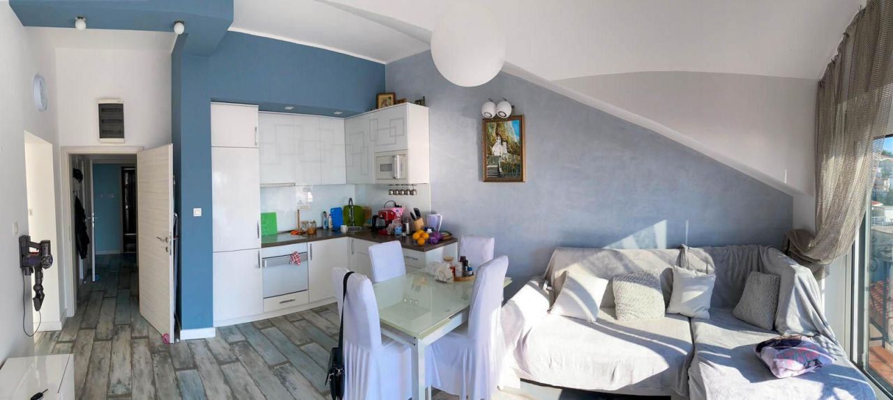 Квартира в Святом Стефане, Черногория, 91 м² - фото 2