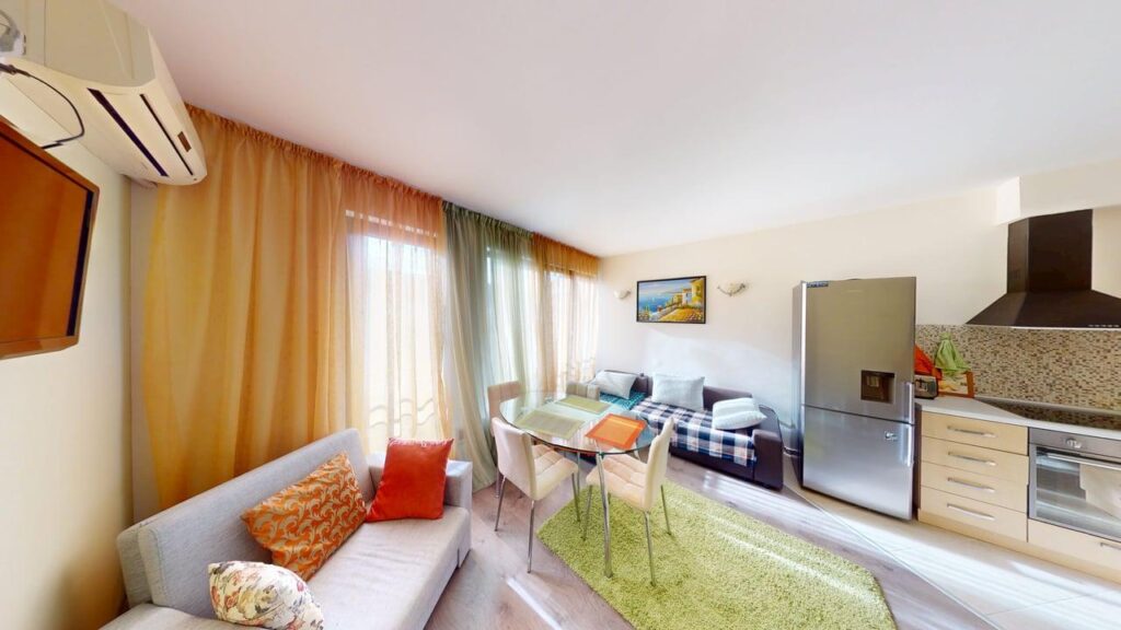 Квартира на Солнечном берегу, Болгария, 76 м² - фото 1