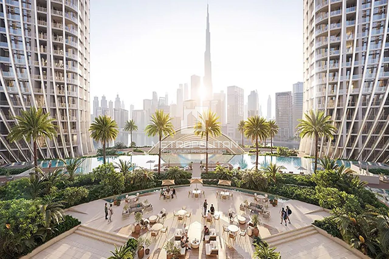 Магазин в Дубае, ОАЭ, 1 154 м² - фото 1