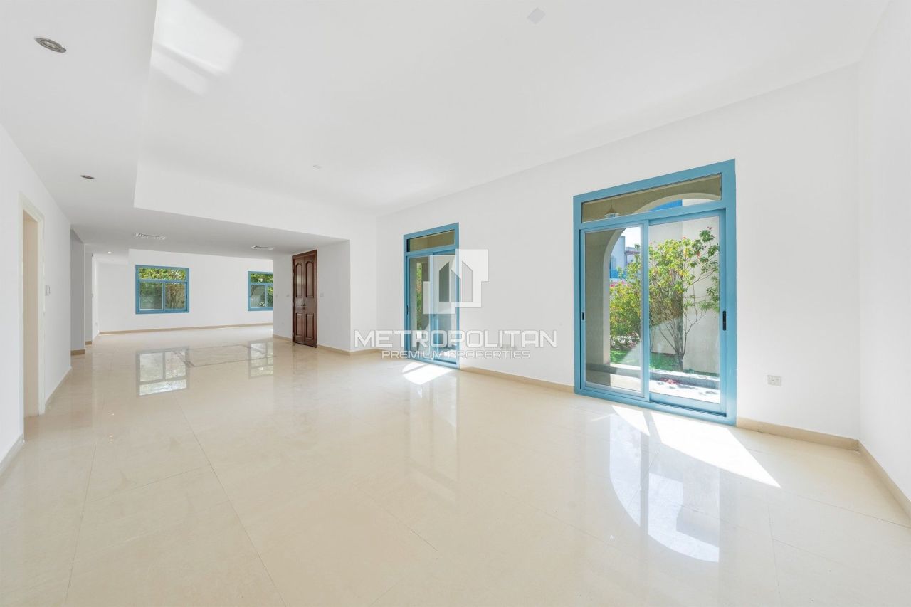 Вилла в Дубае, ОАЭ, 888 м² - фото 8