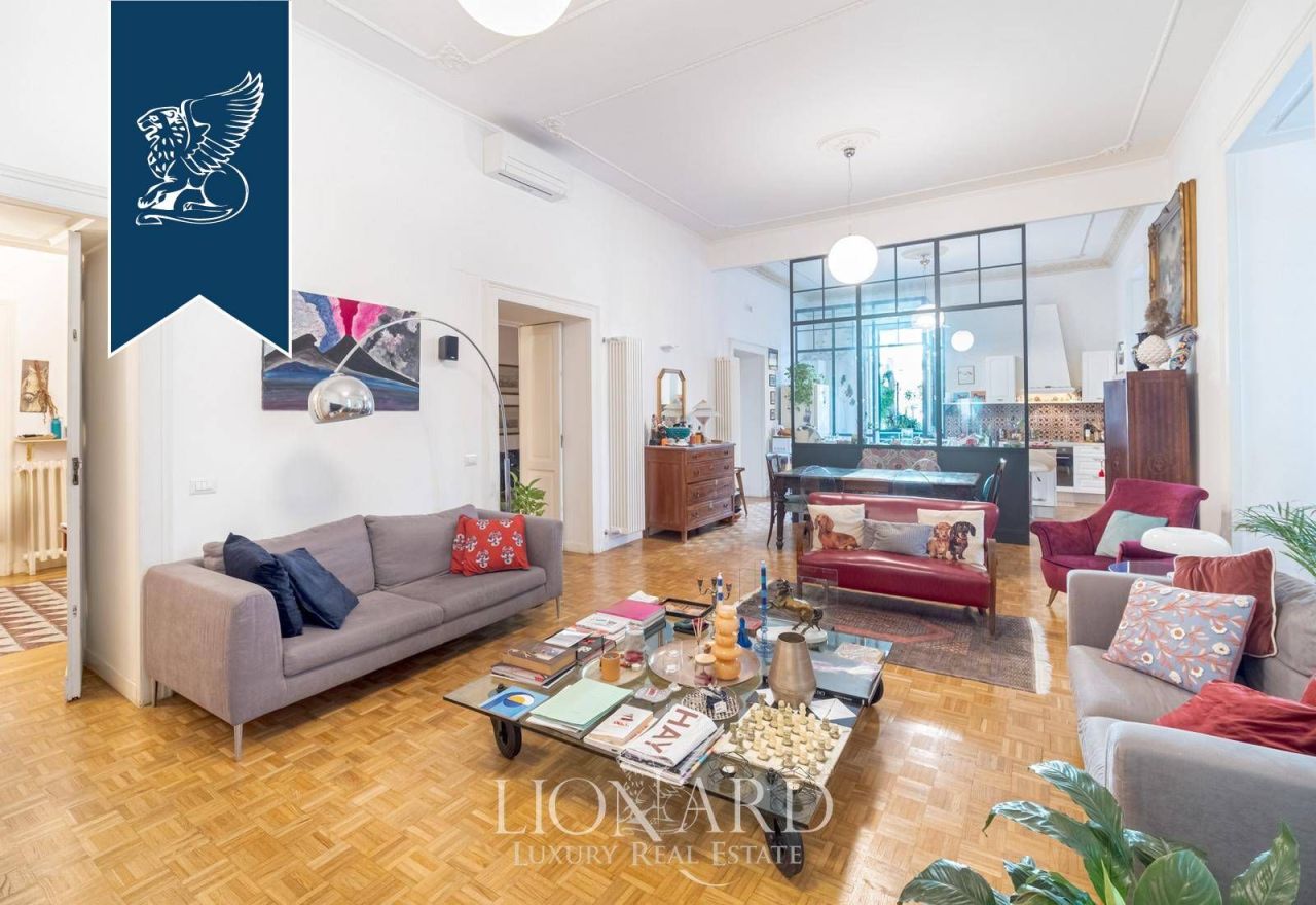 Апартаменты в Неаполе, Италия, 173 м² - фото 1