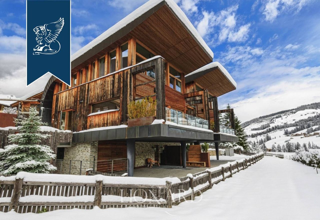 Вилла в Альта Бадии, Италия, 1 000 м² - фото 2