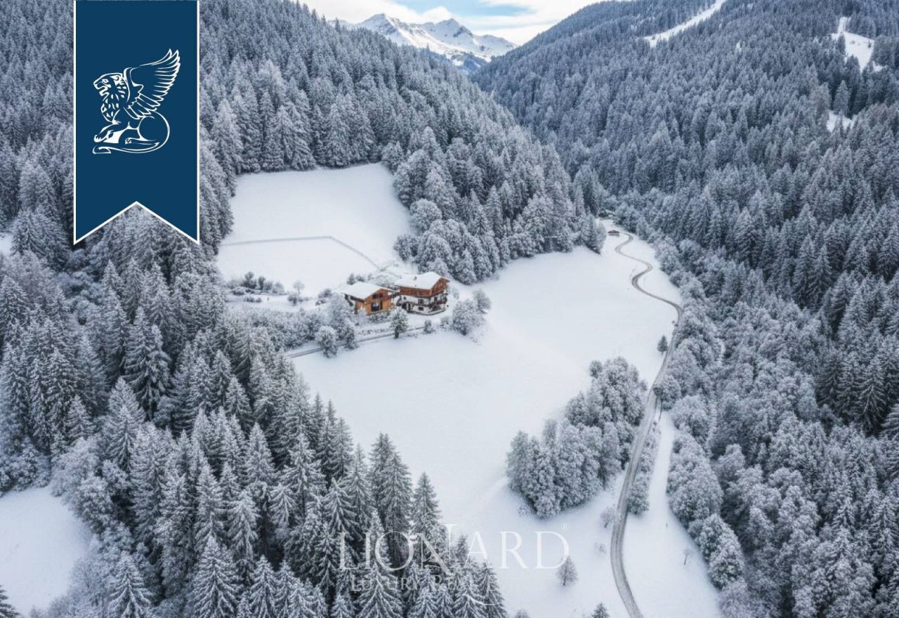 Вилла в Больцано, Италия, 950 м² - фото 5