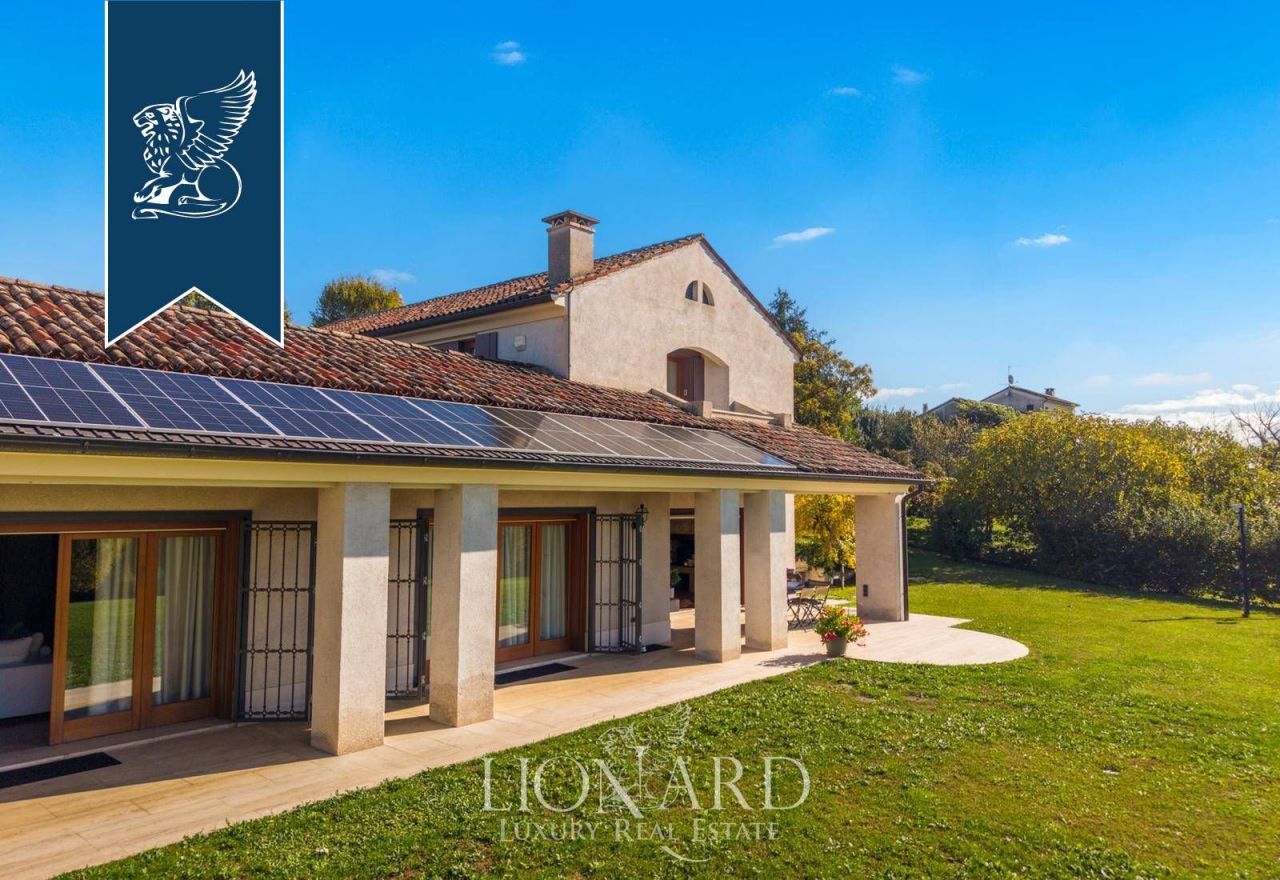 Вилла в Конельяно, Италия, 600 м² - фото 8