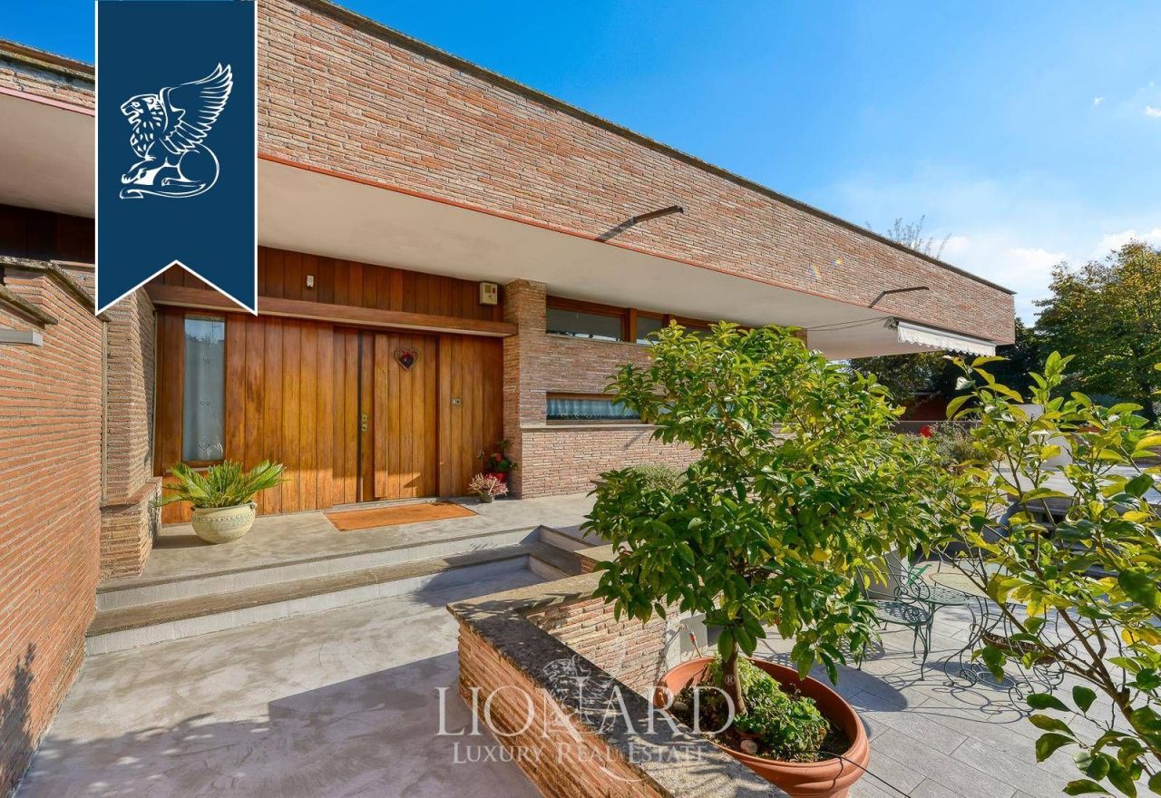 Вилла в Риме, Италия, 650 м² - фото 10