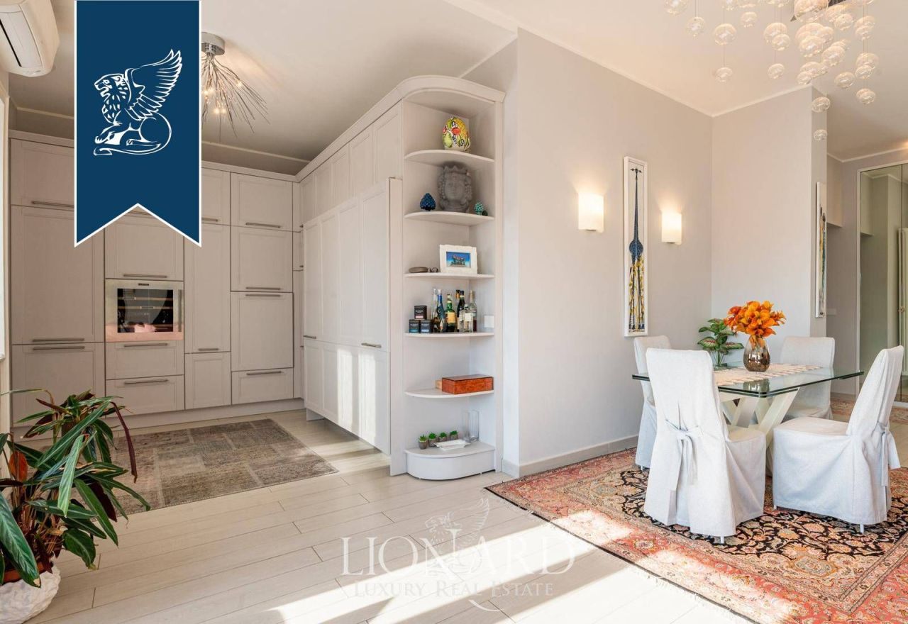 Апартаменты в Милане, Италия, 140 м² - фото 12