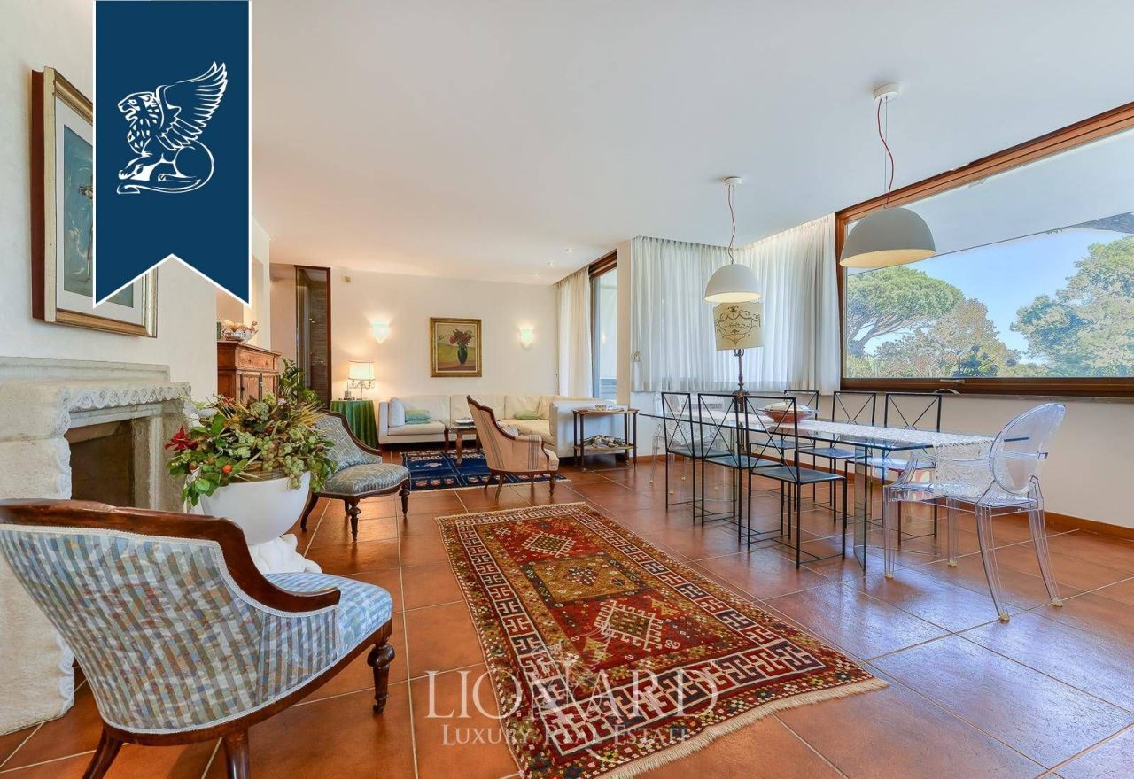 Вилла в Риме, Италия, 650 м² - фото 13