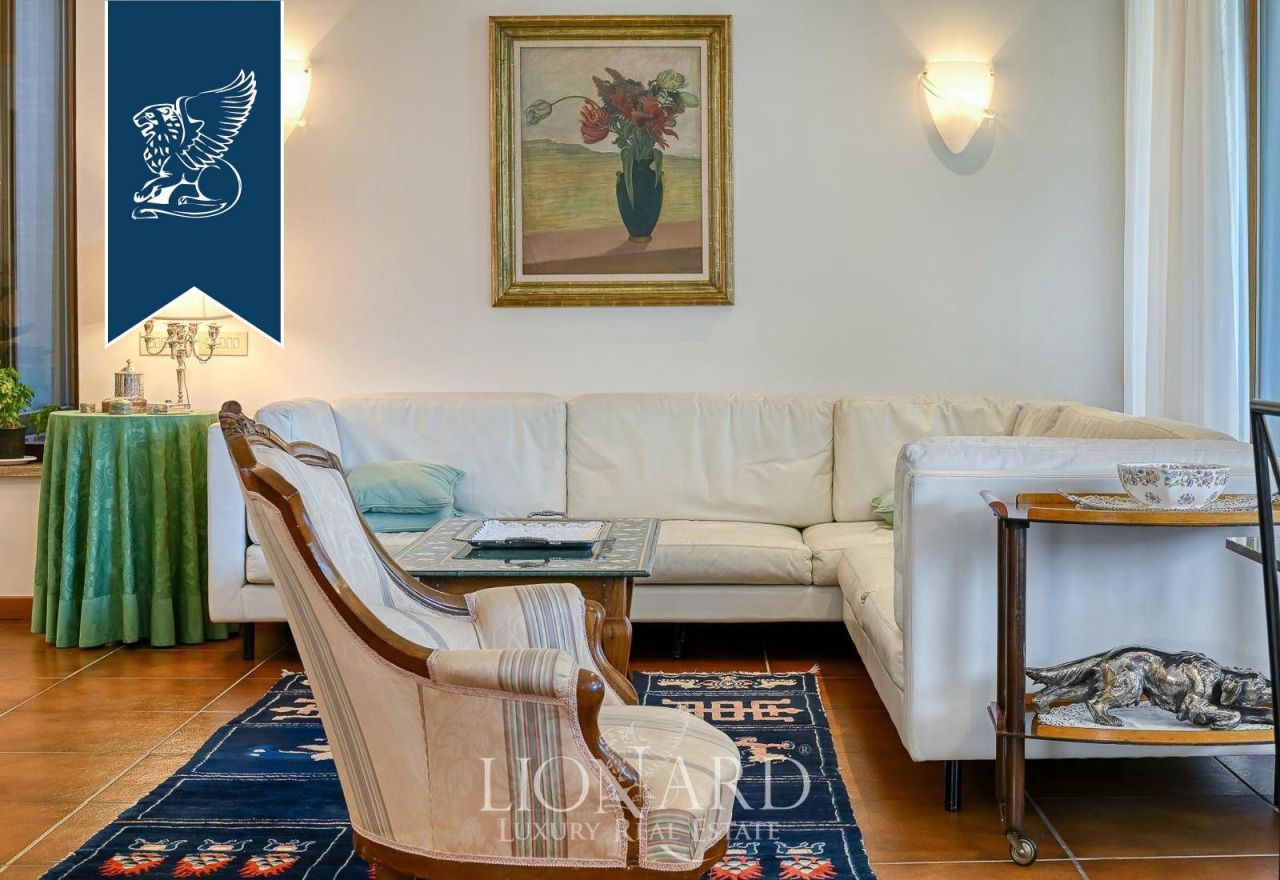 Вилла в Риме, Италия, 650 м² - фото 15