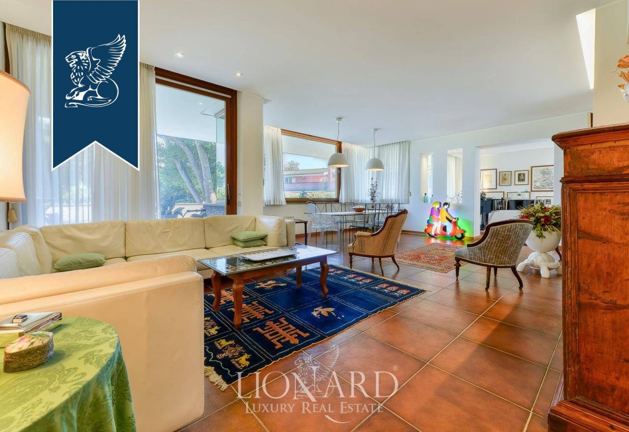 Вилла в Риме, Италия, 650 м² - фото 16