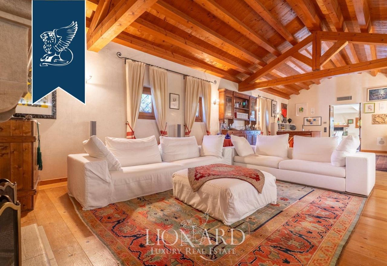 Вилла в Конельяно, Италия, 600 м² - фото 18