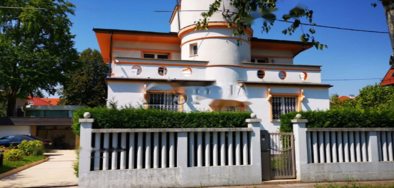 Дом в Любляне, Словения, 218 м² - фото 1