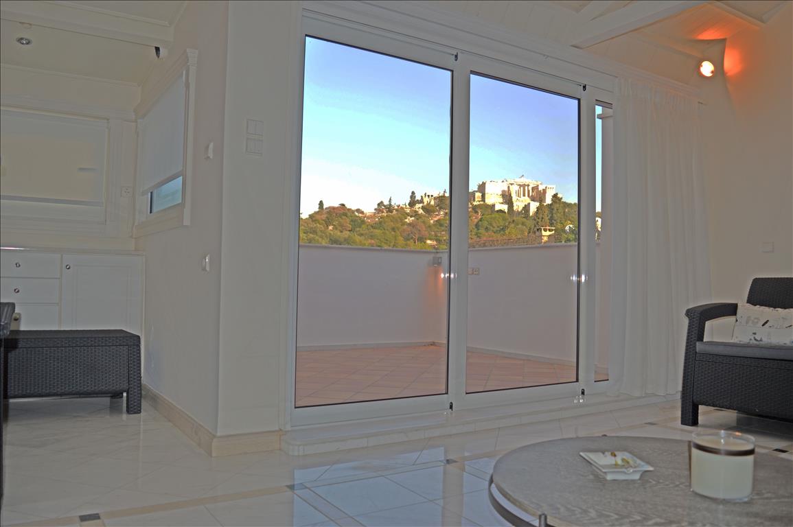 Дом в Афинах, Греция, 375 м² - фото 1