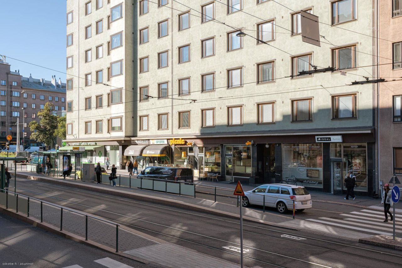 Магазин в Хельсинки, Финляндия, 230 м² - фото 2