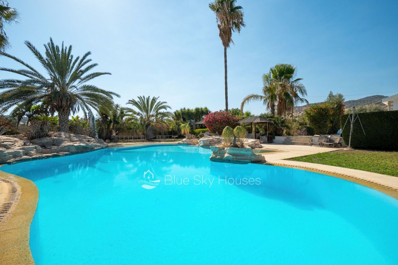 Вилла в Лимасоле, Кипр, 630 м² - фото 7