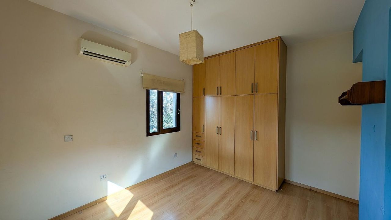 Вилла в Ларнаке, Кипр, 98 м² - фото 11