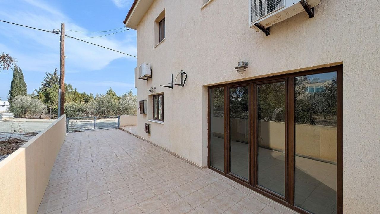 Вилла в Ларнаке, Кипр, 98 м² - фото 16