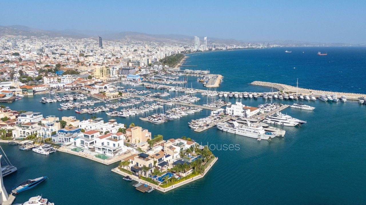 Вилла в Лимасоле, Кипр, 243 м² - фото 17