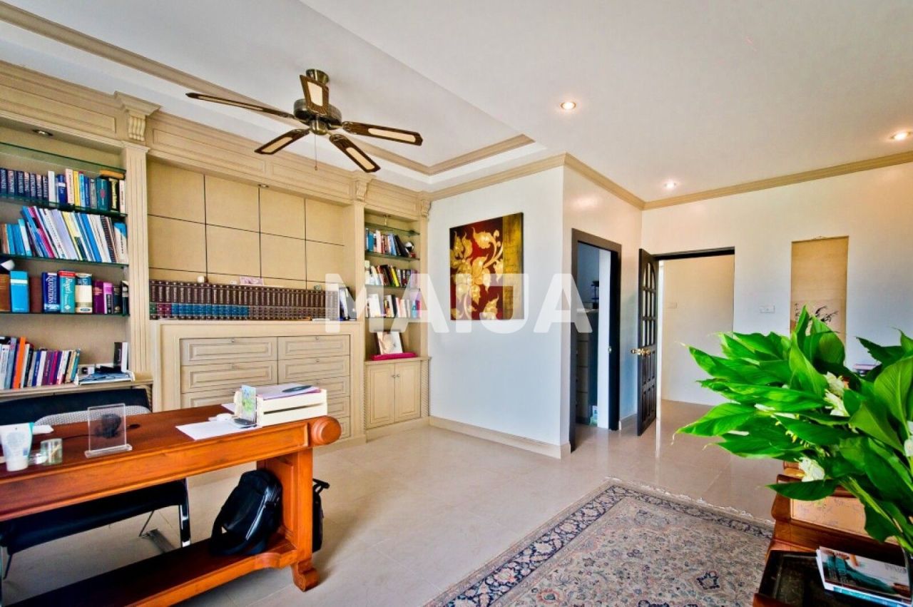 Дом Sattahip, Таиланд, 1 570 м² - фото 13