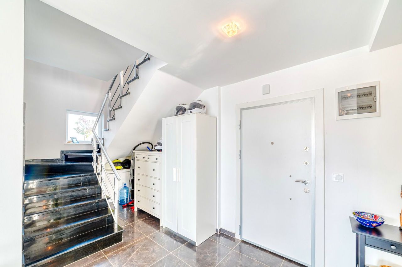 Вилла в Алании, Турция, 250 м² - фото 9