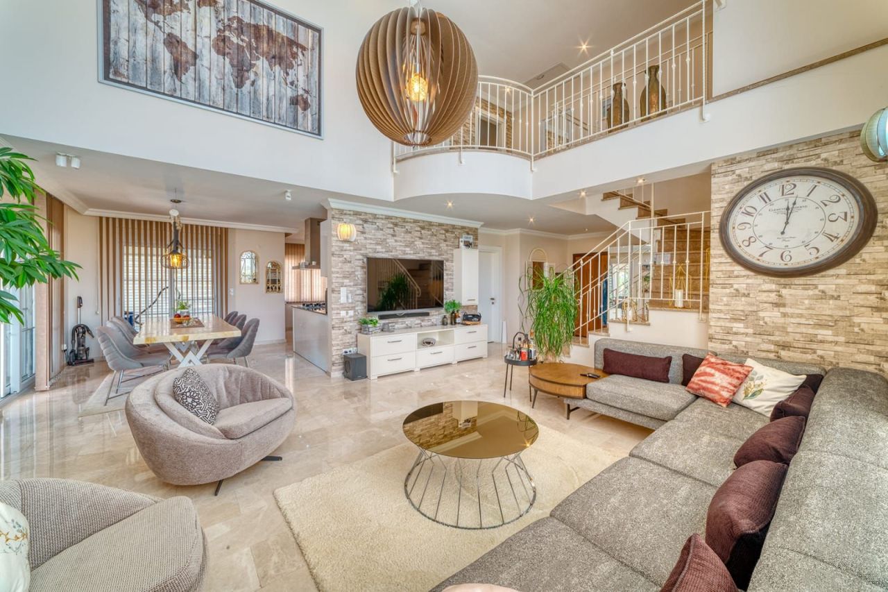 Вилла в Авсалларе, Турция, 220 м² - фото 1