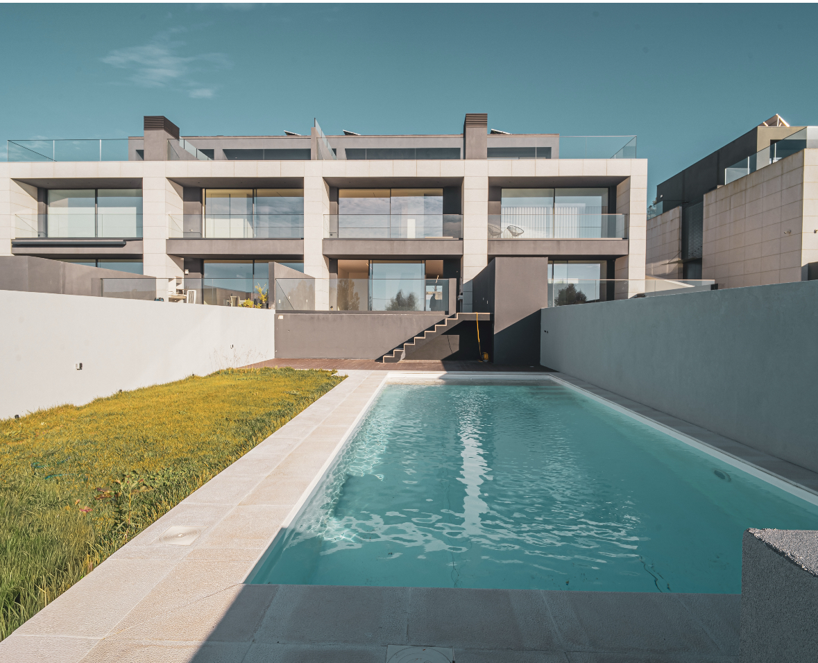 Таунхаус в Порту, Португалия, 324 м² - фото 1