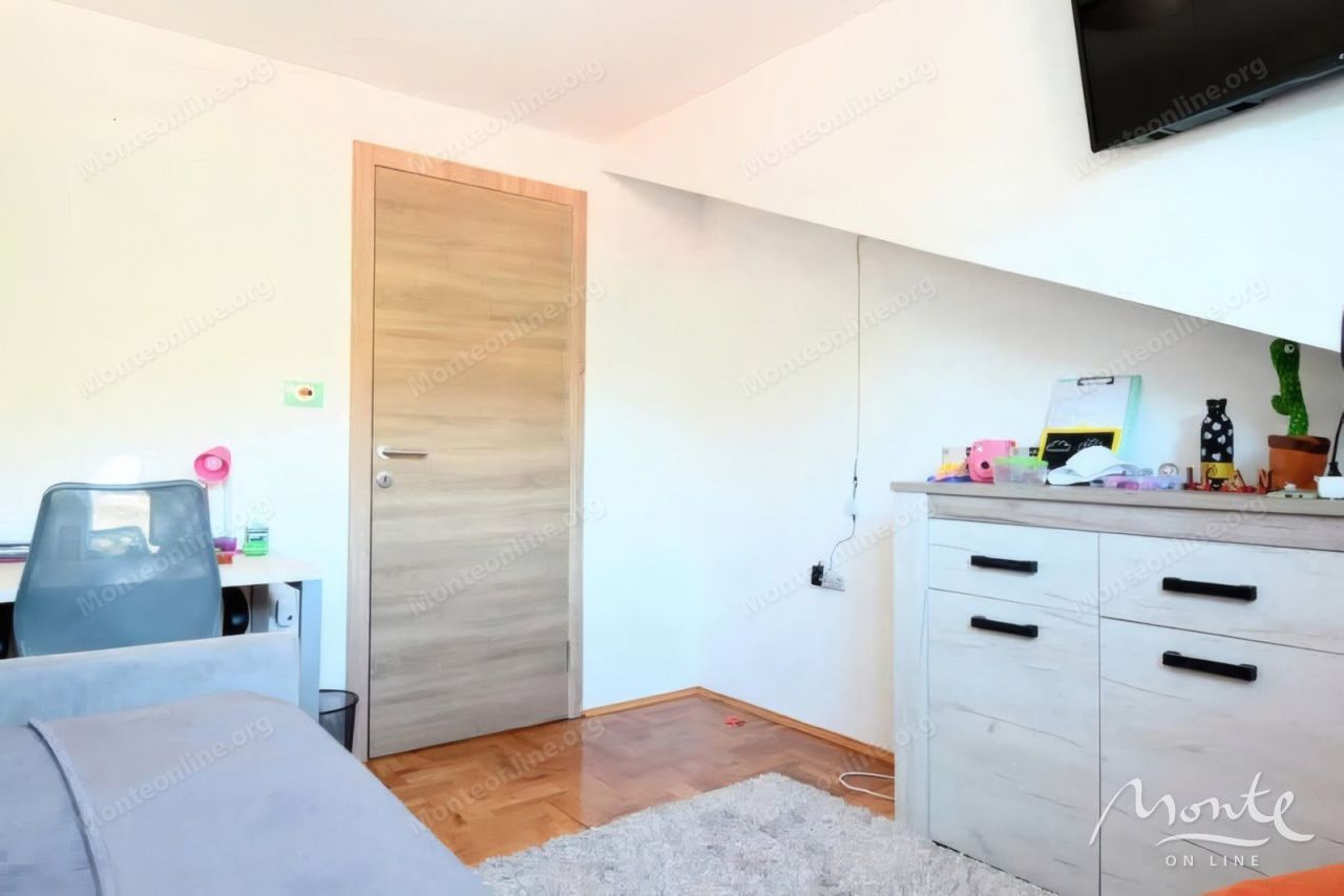 Апартаменты в Подгорице, Черногория, 103 м² - фото 10