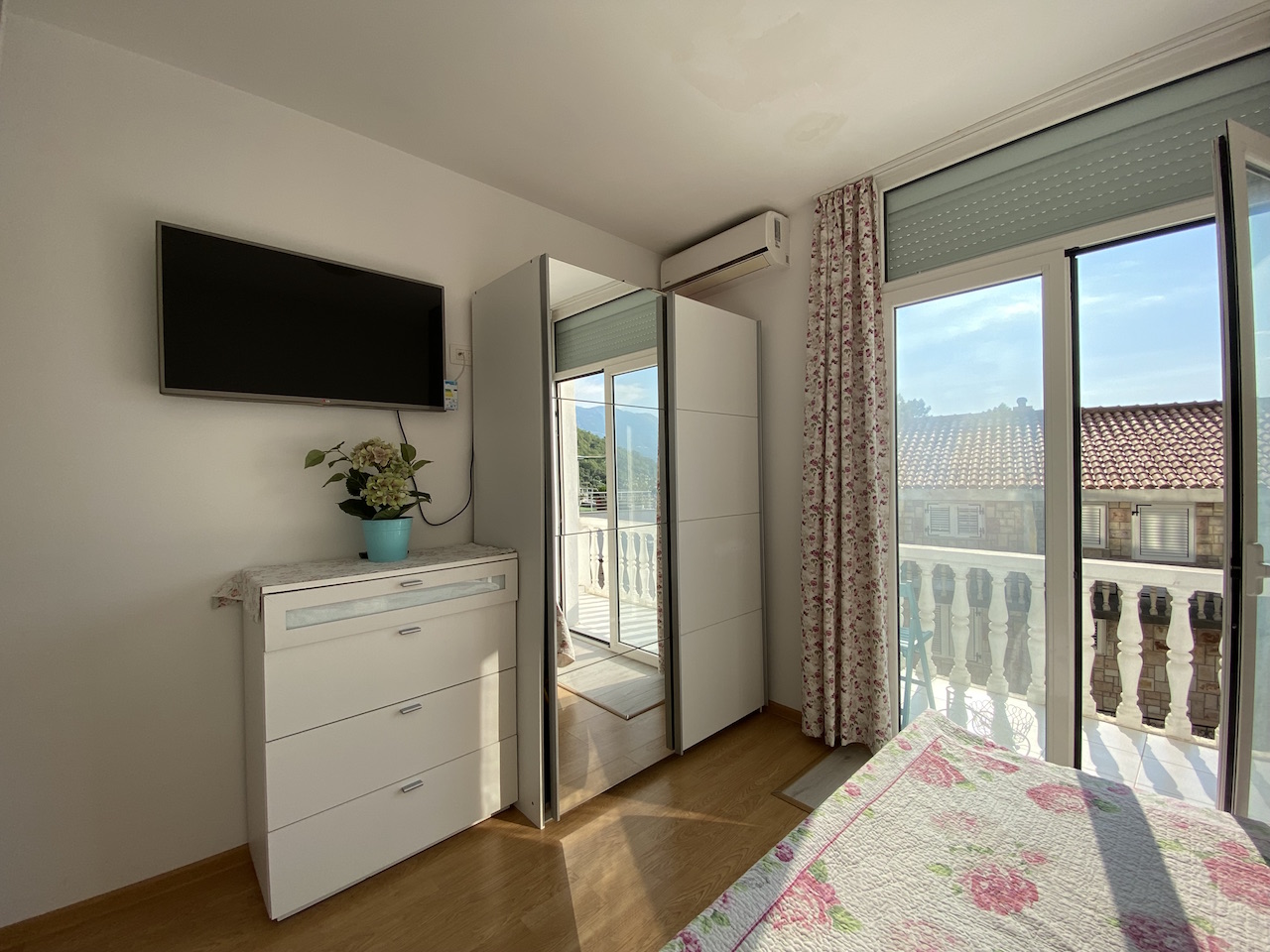 Квартира в Святом Стефане, Черногория, 49 м² - фото 10