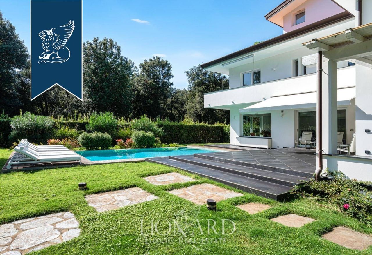 Вилла в Пьетрасанте, Италия, 650 м² - фото 5