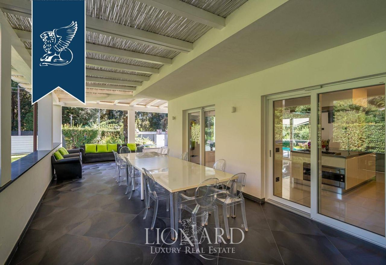 Вилла в Пьетрасанте, Италия, 650 м² - фото 8