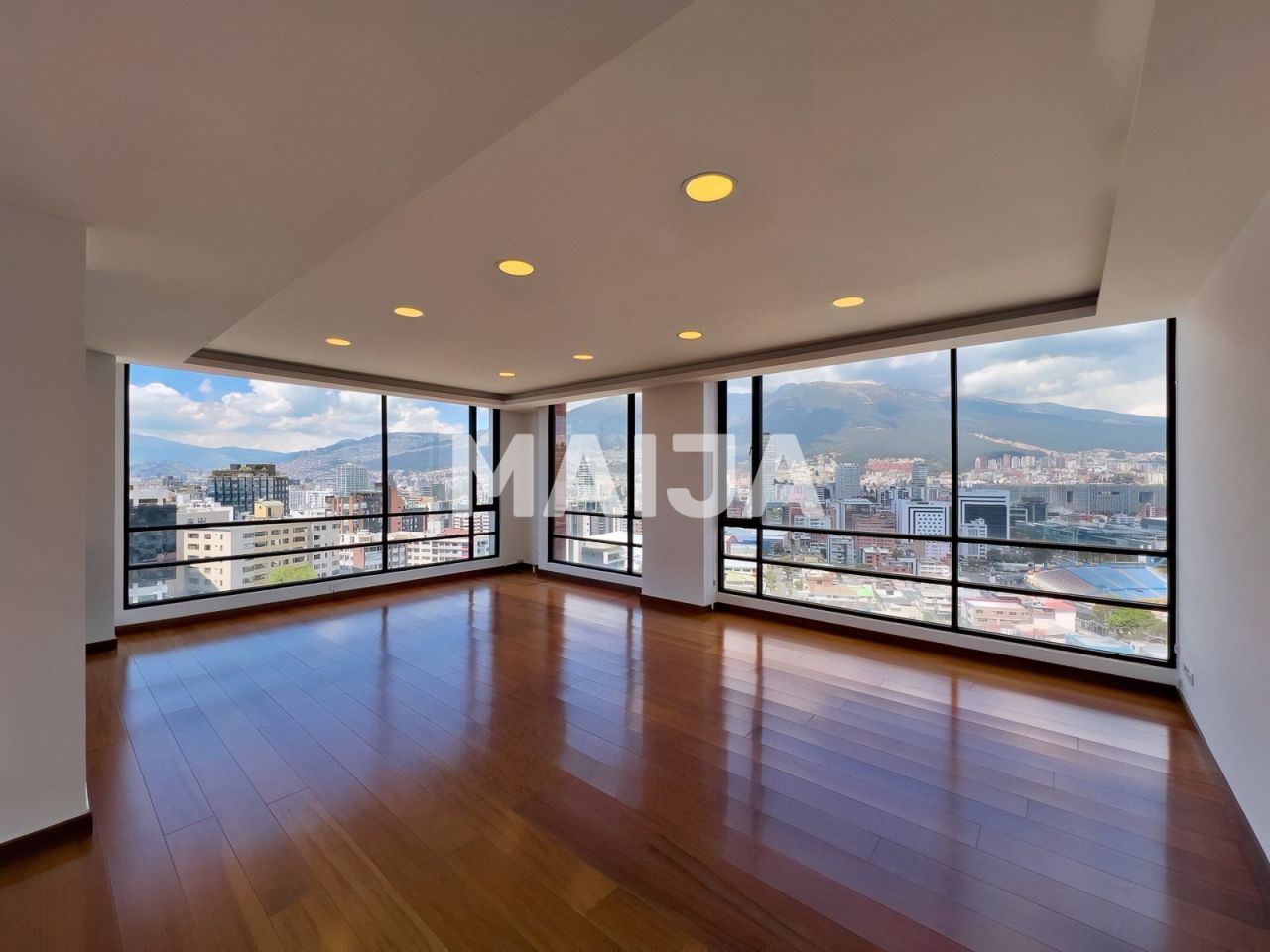 Апартаменты Quito, Эквадор, 195 м² - фото 1