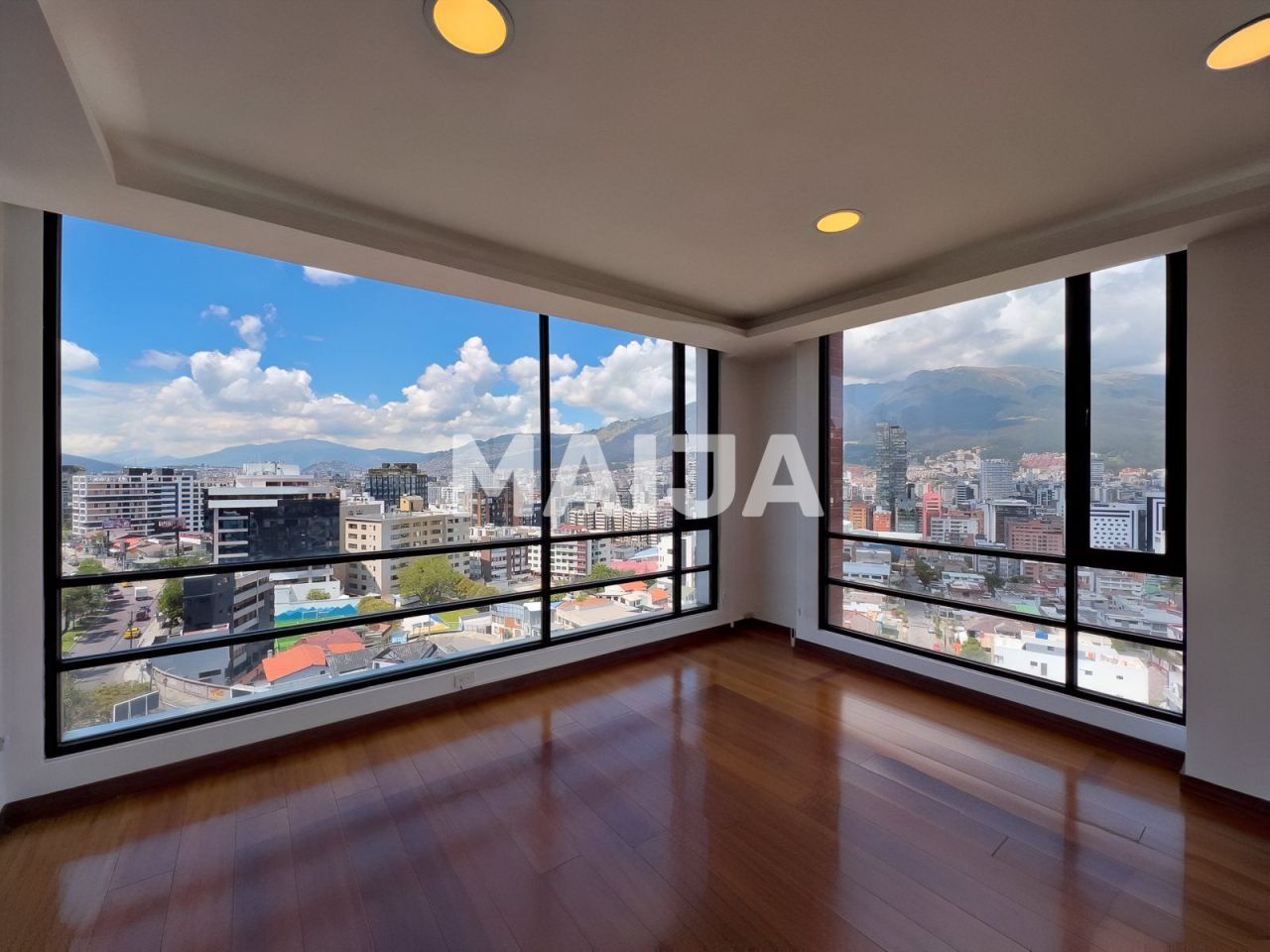 Апартаменты Quito, Эквадор, 195 м² - фото 2